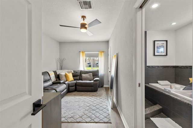 4832 5TH STREET S, St Petersburg, FL 33705