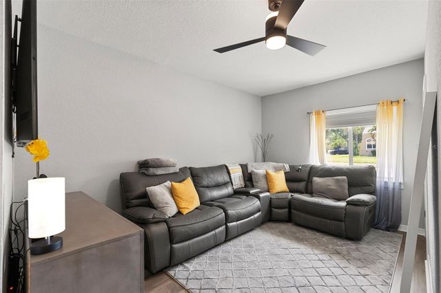 4832 5TH STREET S, St Petersburg, FL 33705