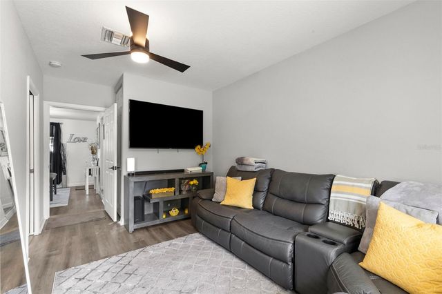 4832 5TH STREET S, St Petersburg, FL 33705