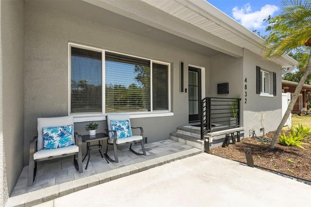 4832 5TH STREET S, St Petersburg, FL 33705