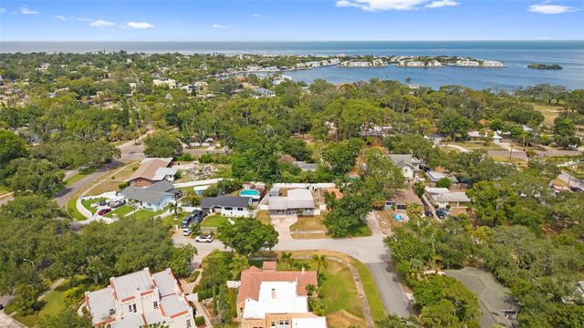 4832 5TH STREET S, St Petersburg, FL 33705