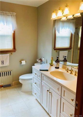 249 New Canaan Avenue, Norwalk, CT 06850