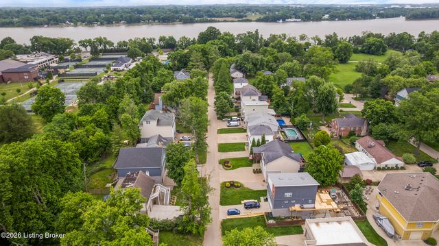 904 W Riverside Dr, Louisville, KY 40207