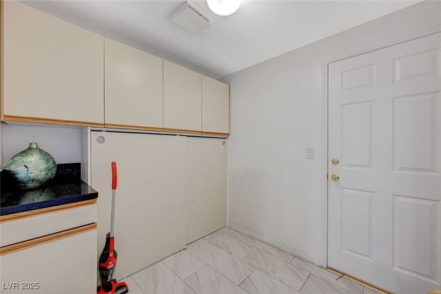 8591 Heather Downs Drive, Las Vegas, NV 89113