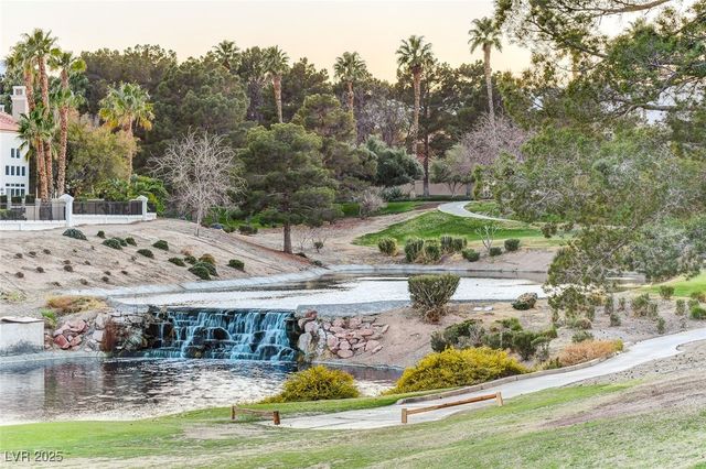 8591 Heather Downs Drive, Las Vegas, NV 89113