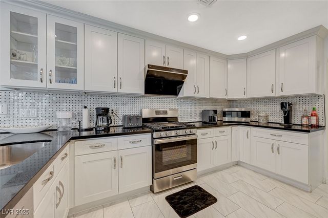 8591 Heather Downs Drive, Las Vegas, NV 89113