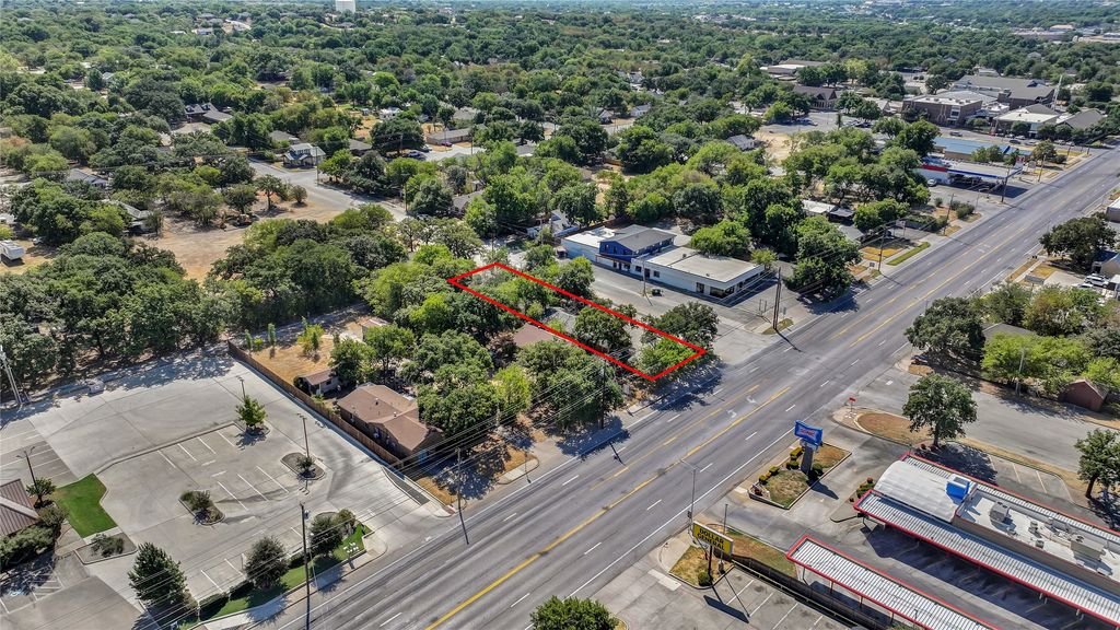 103 E 3rd Street, Weatherford, TX 76086 — photo 3