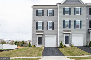 301 HILLSDALE PLACE, Martinsburg, WV 25403