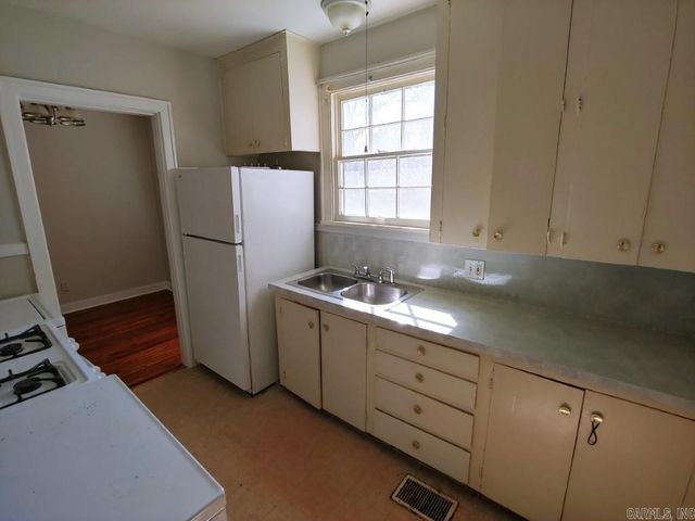 304 Walnut Street, Little Rock, AR 72205