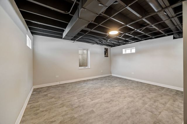 5428 W 91st Street, Oak Lawn, IL 60453