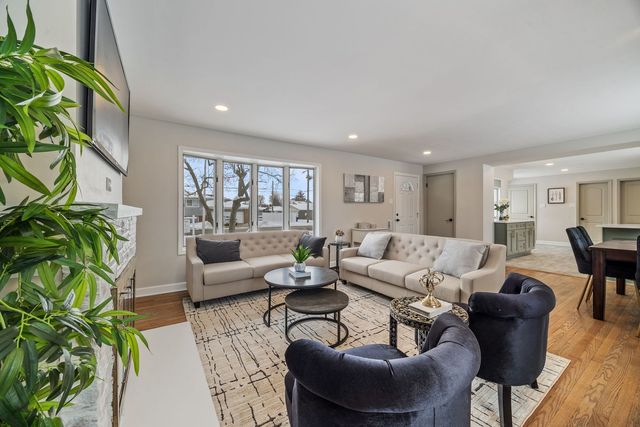 5428 W 91st Street, Oak Lawn, IL 60453