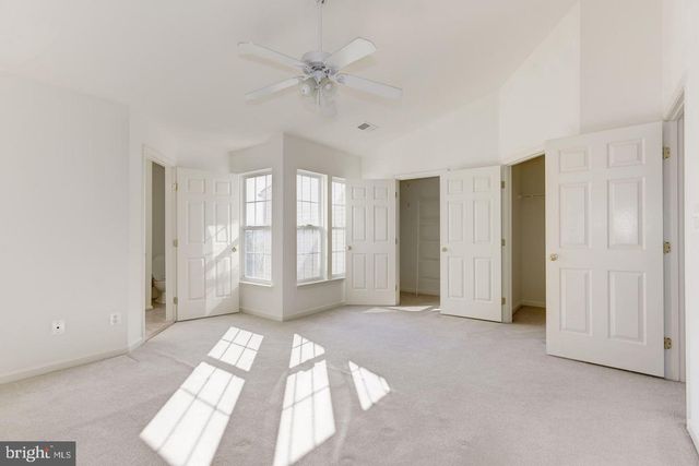 13595 BATHGATE DR, Herndon, VA 20171