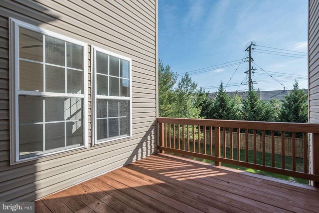 13595 BATHGATE DR, Herndon, VA 20171