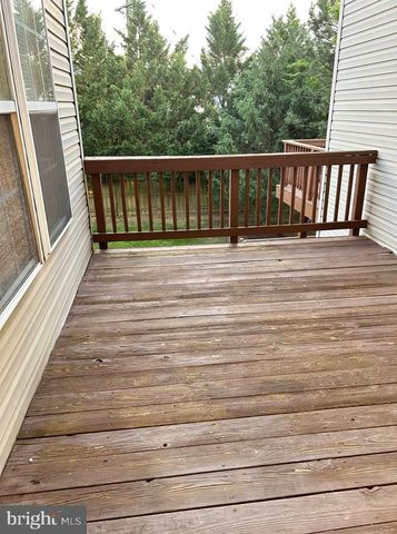 13595 BATHGATE DR, Herndon, VA 20171