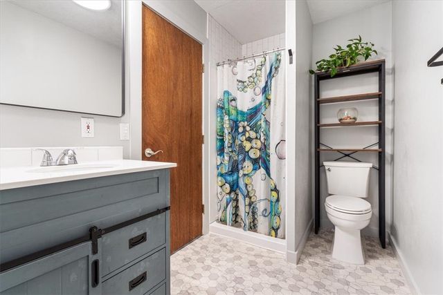 501 SE Main Street, Gravette, AR 72736