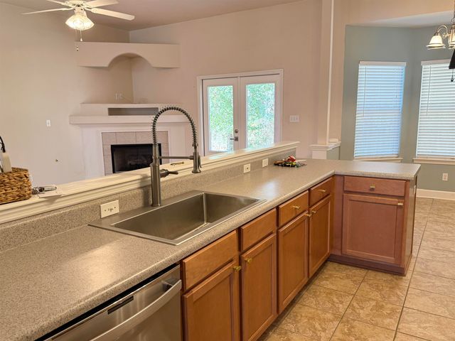 8312 Innsbrook Drive, Tallahassee, FL 32312