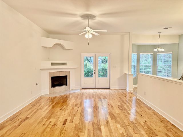 8312 Innsbrook Drive, Tallahassee, FL 32312