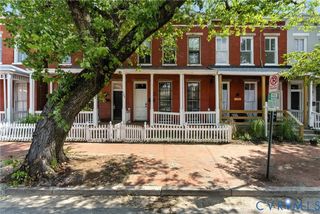 1122 W Marshall St, Richmond, VA 23220