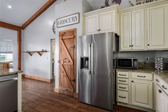 10619 BUD RHODEN ROAD, Palmetto, FL 34221