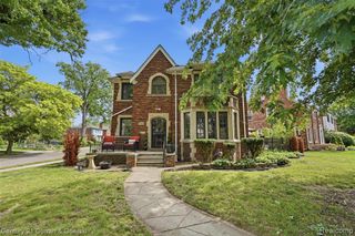 20096 Shrewsbury Road, Detroit, MI 48221
