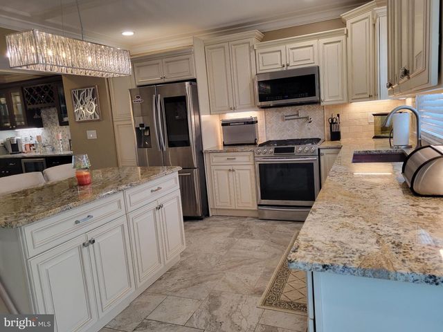 1547 HULSEMAN ST, Philadelphia, PA 19145