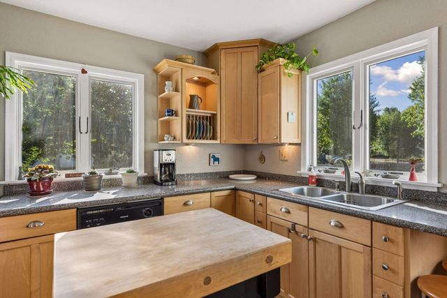 742 Idaho Avenue W, Saint Paul, MN 55117