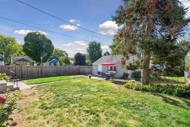 742 Idaho Avenue W, Saint Paul, MN 55117