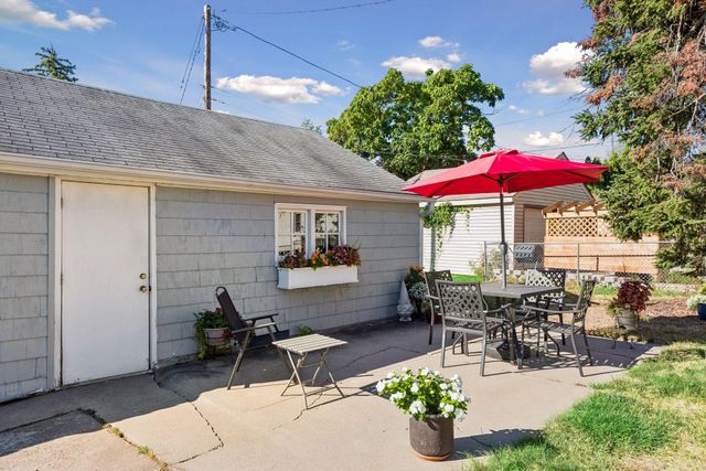742 Idaho Avenue W, Saint Paul, MN 55117