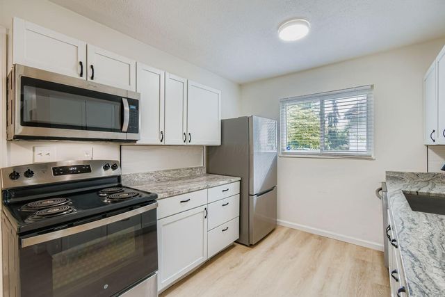 1894 Orlando Road, Columbus, OH 43232