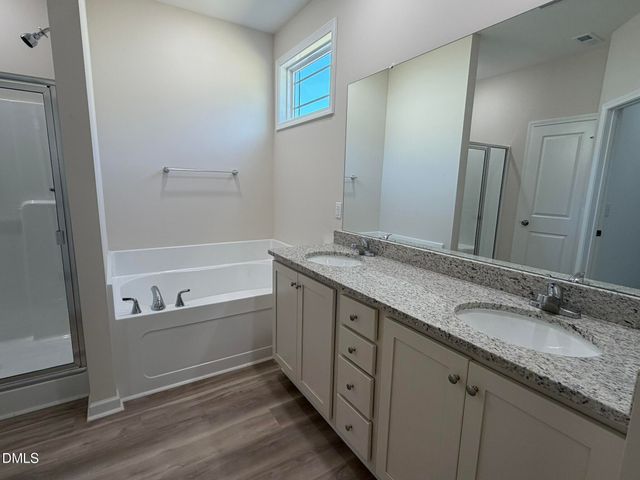 205 Mangrove Court, Four Oaks, NC 27524