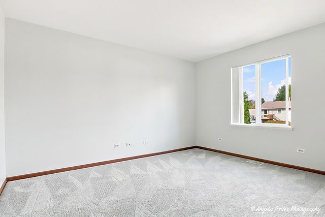 610 Cartwright Trail, Mchenry, IL 60050
