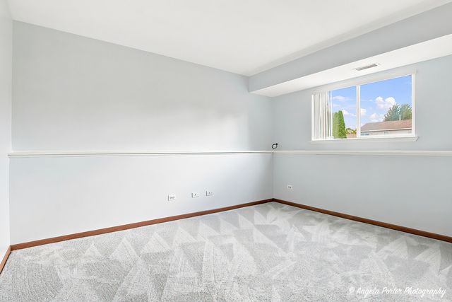 610 Cartwright Trail, Mchenry, IL 60050