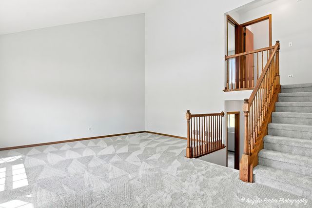 610 Cartwright Trail, Mchenry, IL 60050
