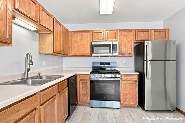 610 Cartwright Trail, Mchenry, IL 60050