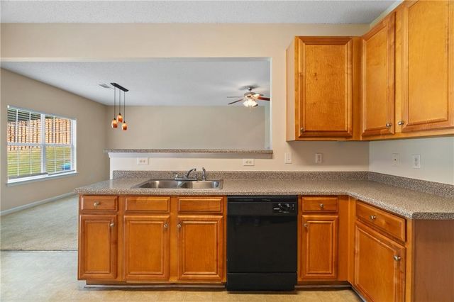 4962 Wewatta Street SW, Atlanta, GA 30331