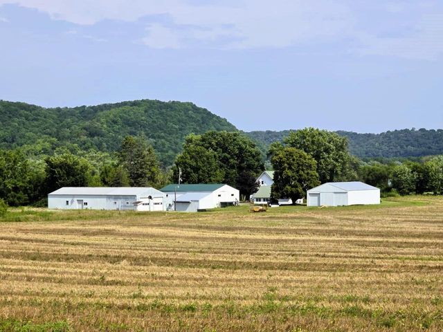 47298 Honey Farm Road, Gays Mills, WI 54631