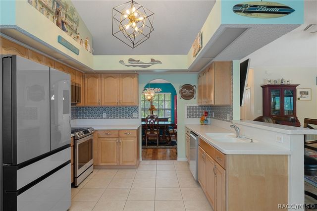 11 Tupelo Court, Homosassa, FL 34446