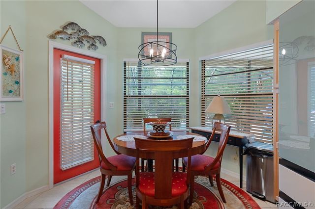 11 Tupelo Court, Homosassa, FL 34446