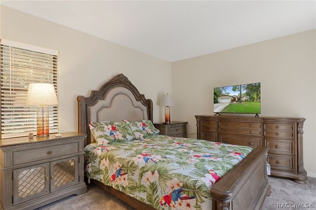 11 Tupelo Court, Homosassa, FL 34446