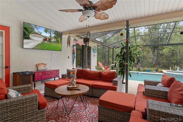 11 Tupelo Court, Homosassa, FL 34446