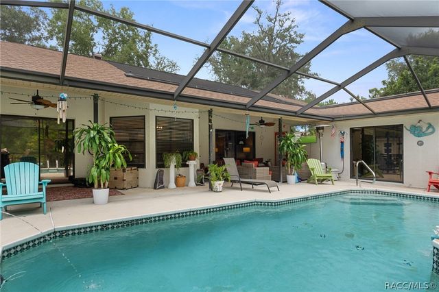 11 Tupelo Court, Homosassa, FL 34446