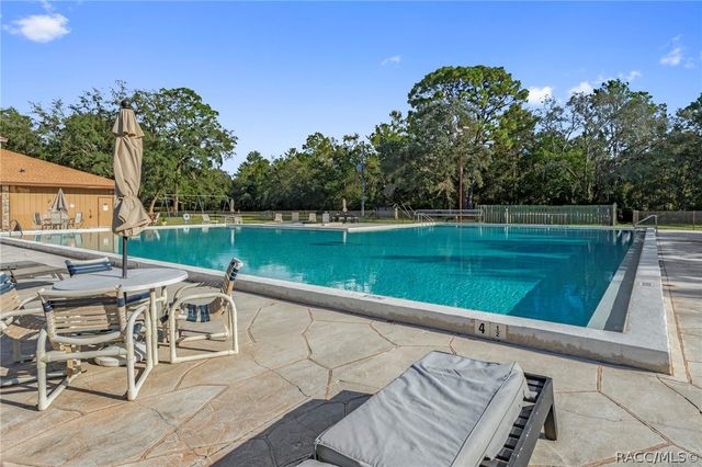 11 Tupelo Court, Homosassa, FL 34446