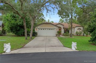 11 Tupelo Court, Homosassa, FL 34446