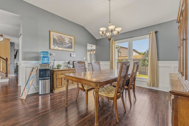 5004 Glenbrook Trail W, Mchenry, IL 60050