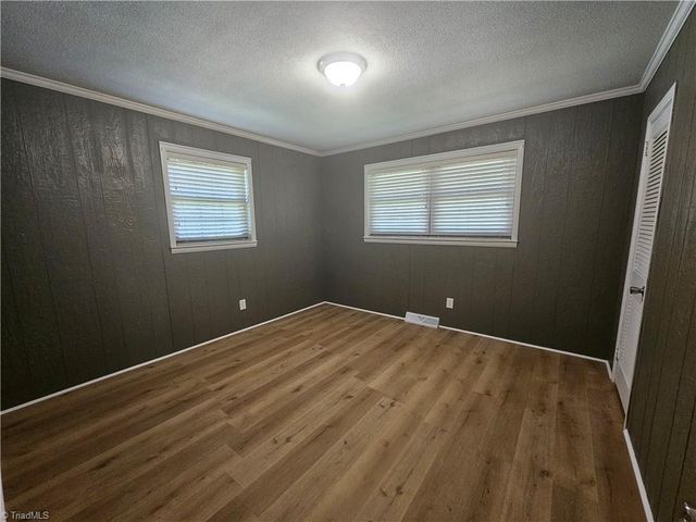 480 S NC Highway 150, Lexington, NC 27295