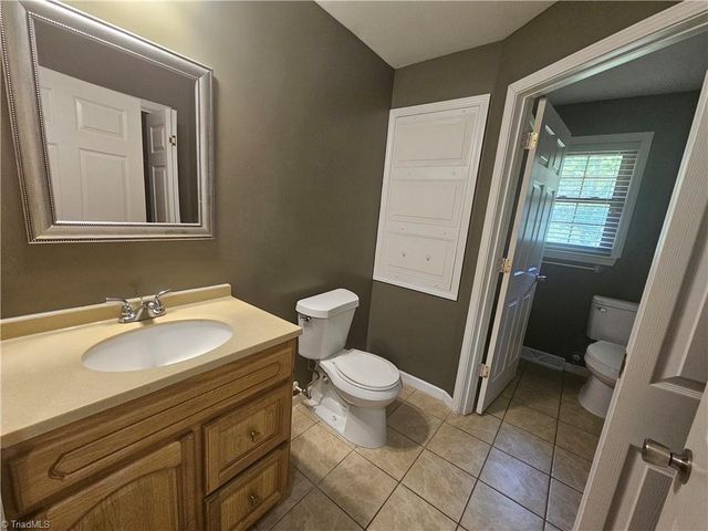 480 S NC Highway 150, Lexington, NC 27295