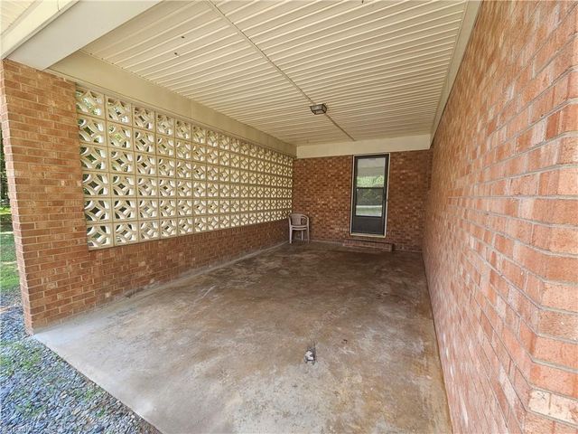 480 S NC Highway 150, Lexington, NC 27295