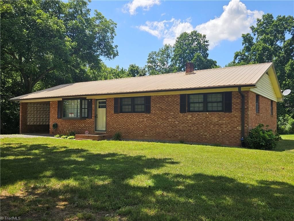 480 S NC Highway 150, Lexington, NC 27295