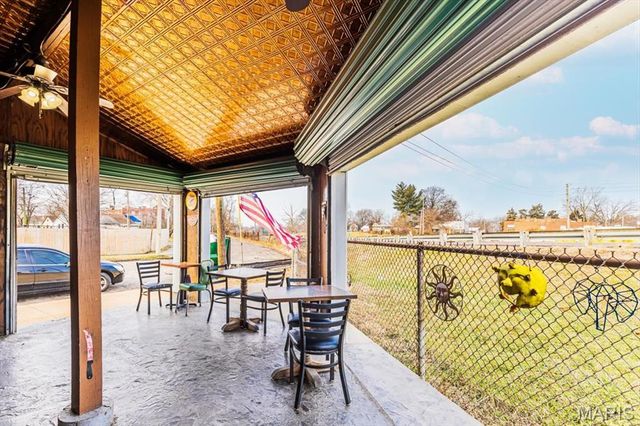 6023 Virginia Avenue, St Louis, MO 63111