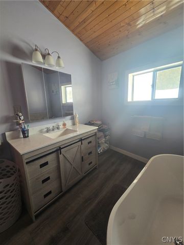 4317 Lay Road, Madison, NY 13402